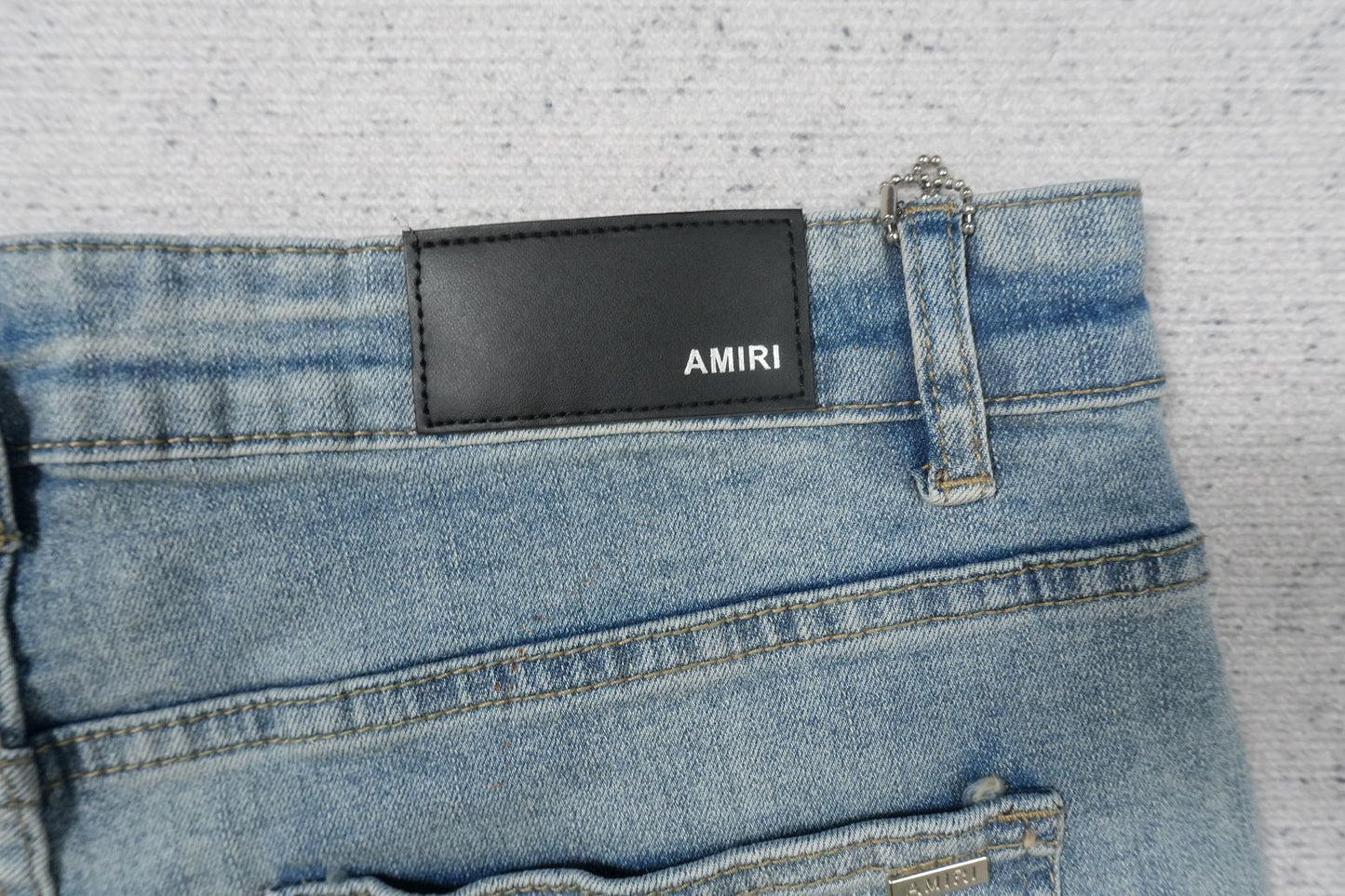 A - JEANS