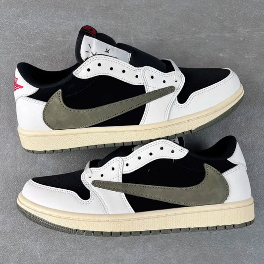 N - SNEAKERS