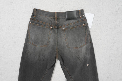 C - JEANS