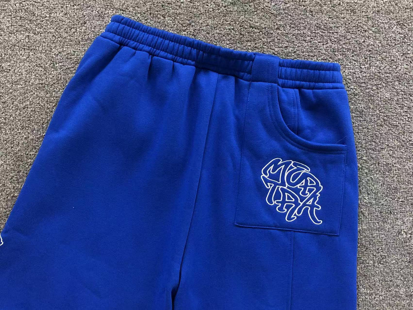 M - SHORTS