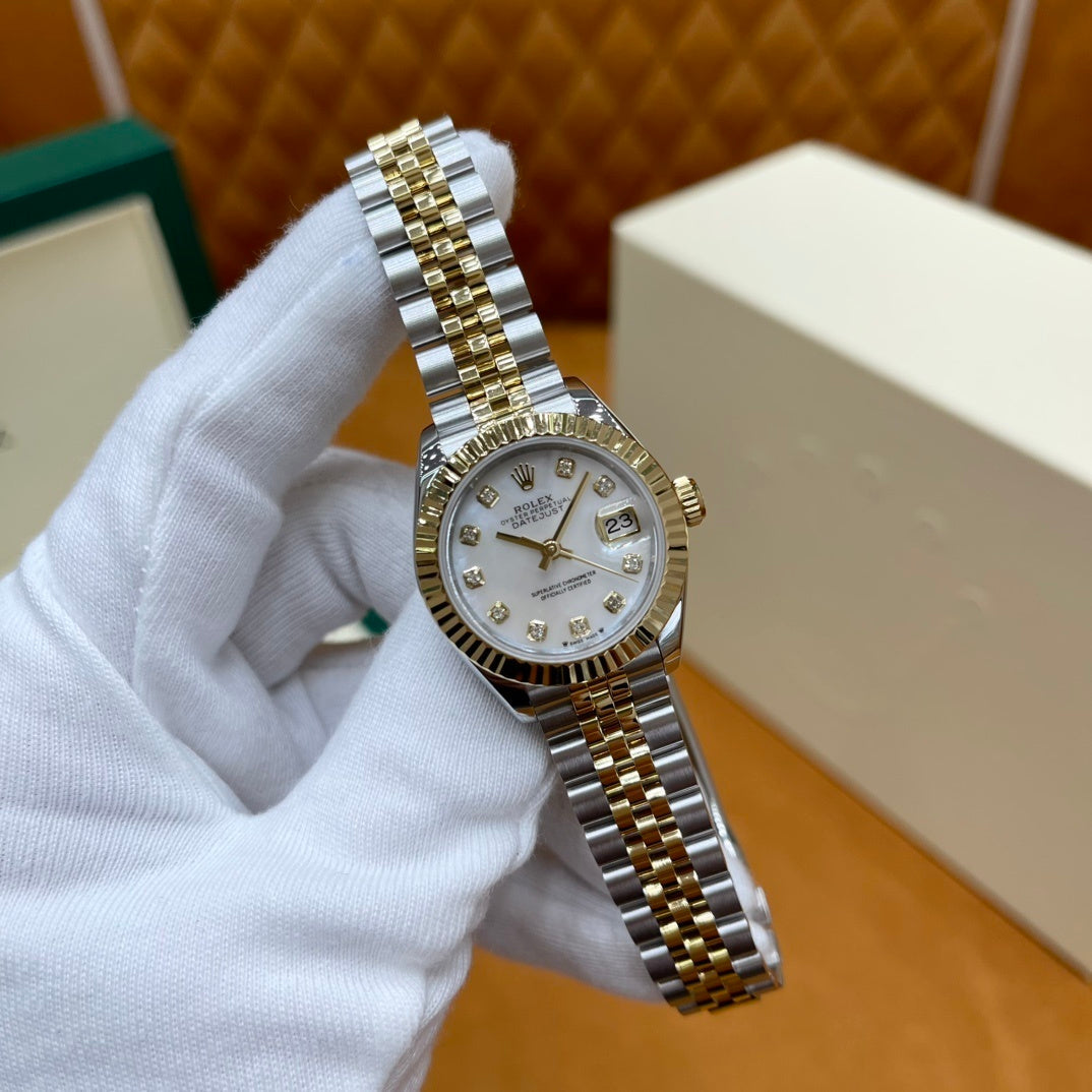 M - Watch