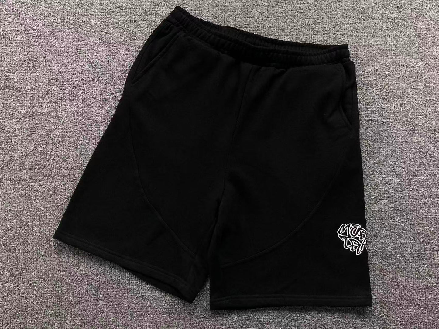 M - SHORTS