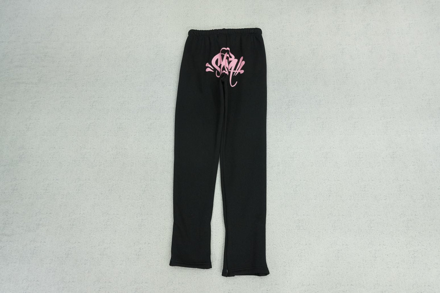 S - SWEATPANTS