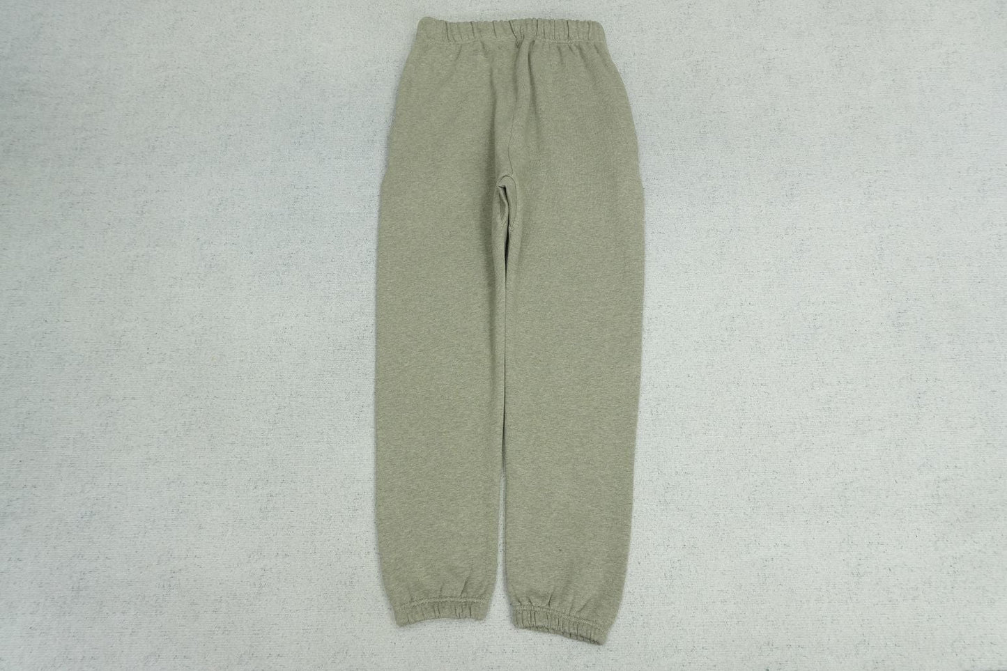 F - SWEATPANTS