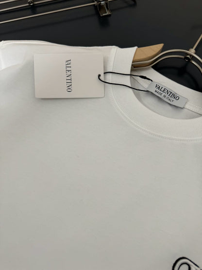 V - TSHIRT