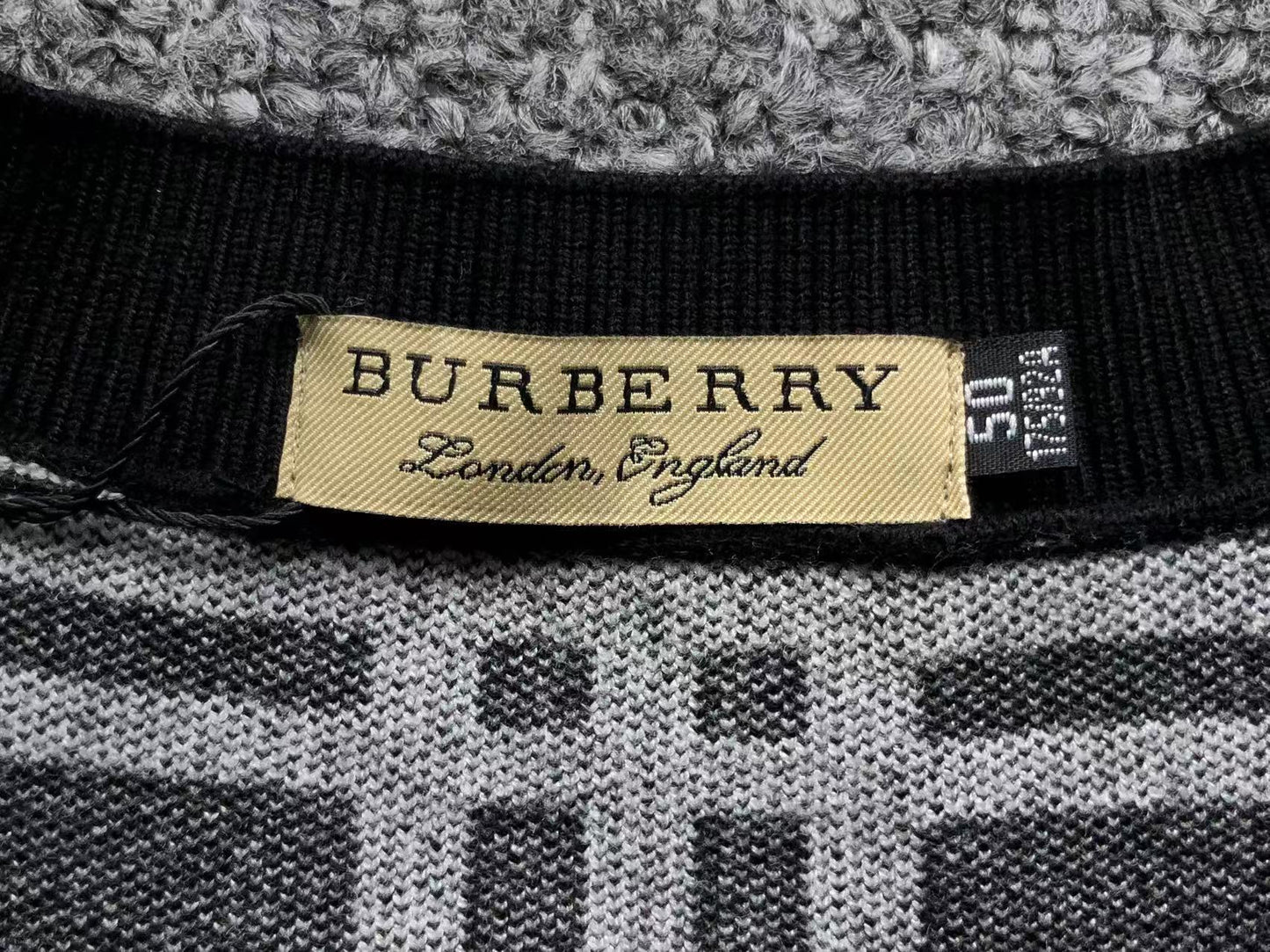 B - SWEATER