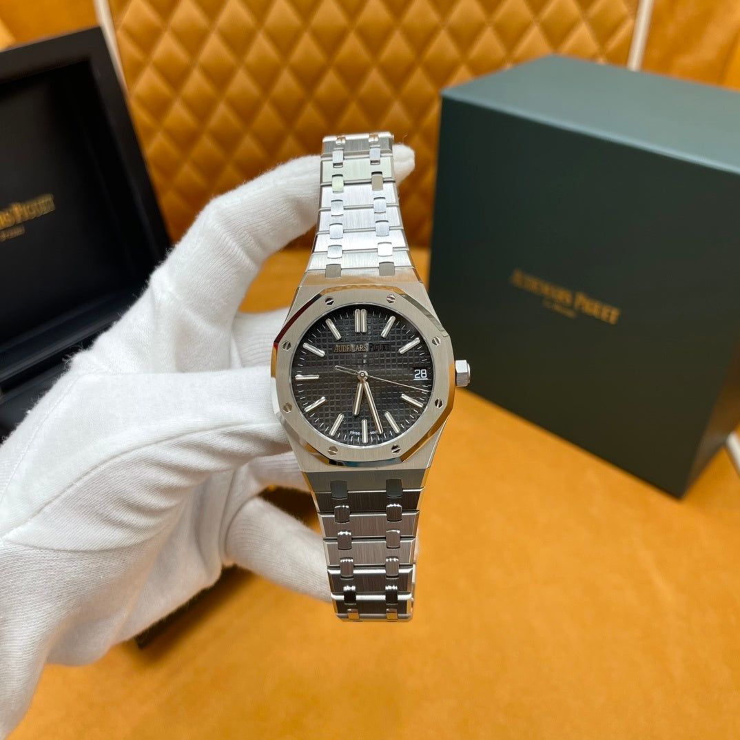 P - Watch