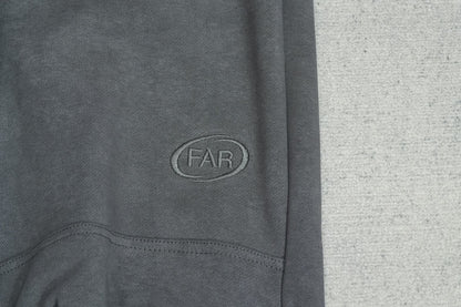 F - SWEATPANTS
