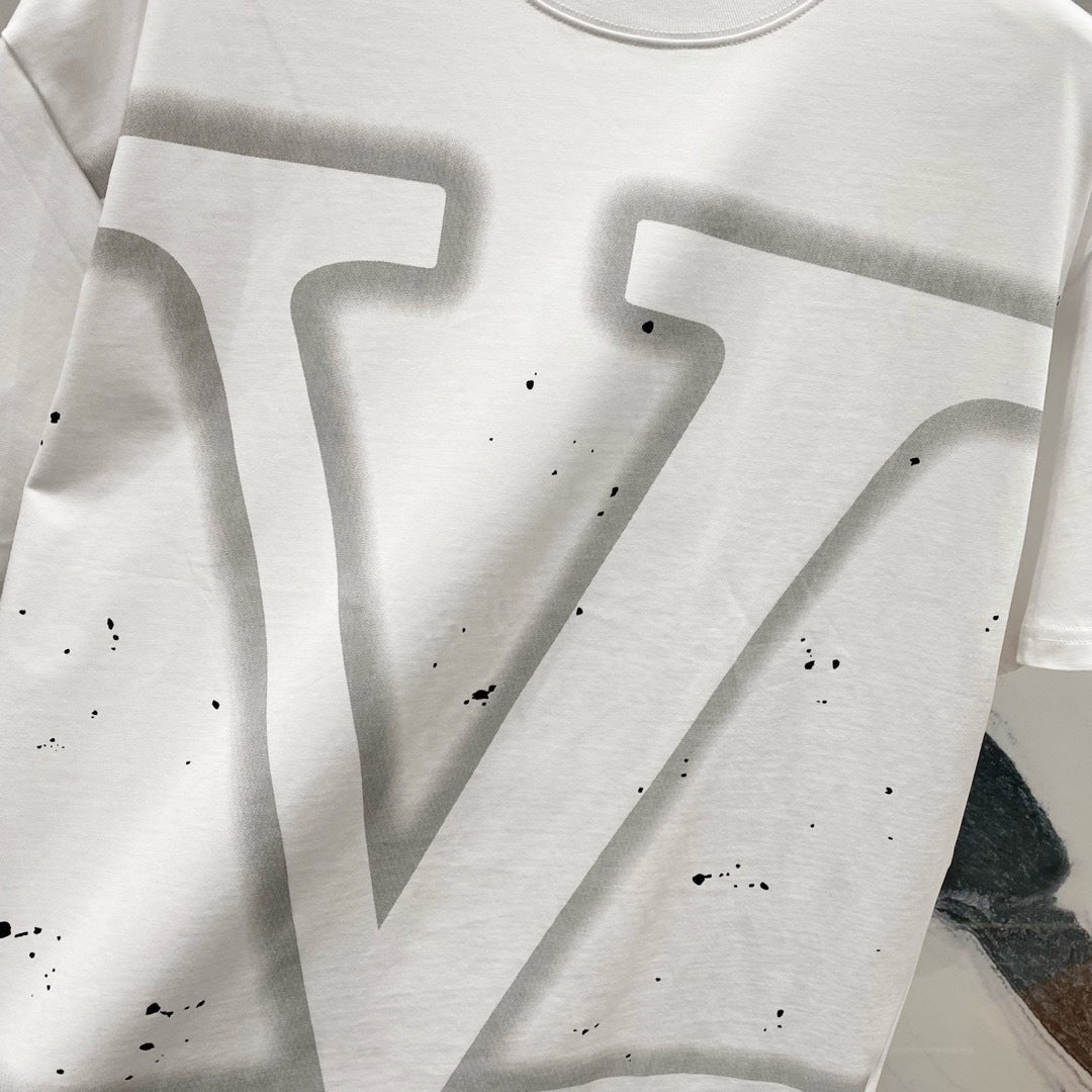 V - TSHIRT
