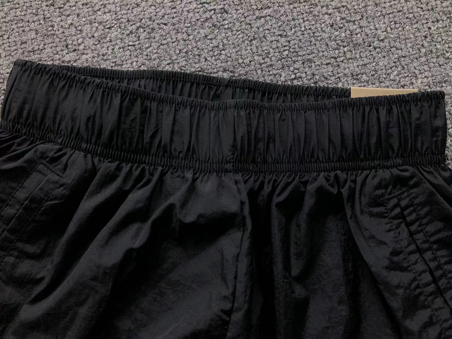 N - SHORTS