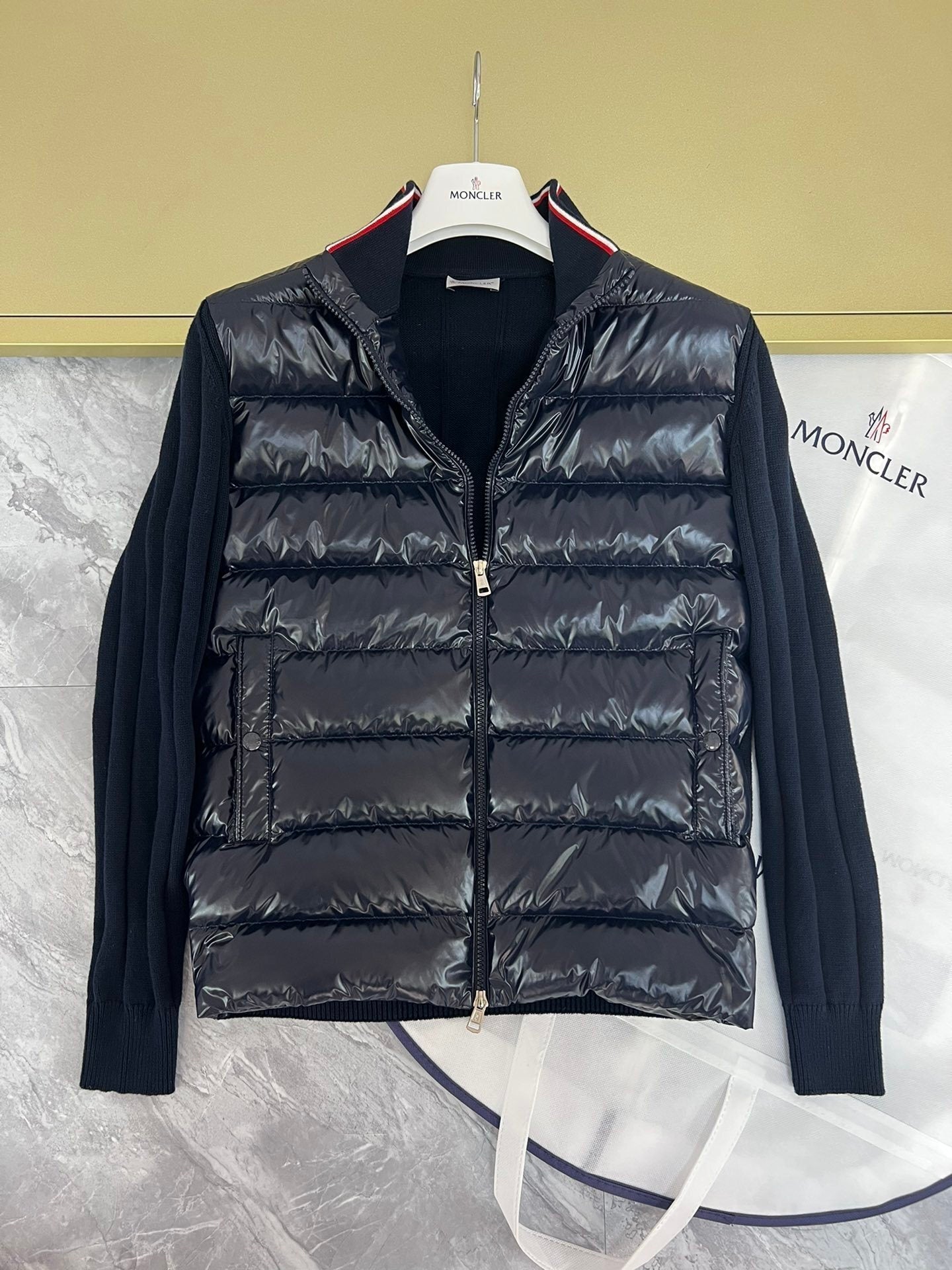 P - CARDIGAN