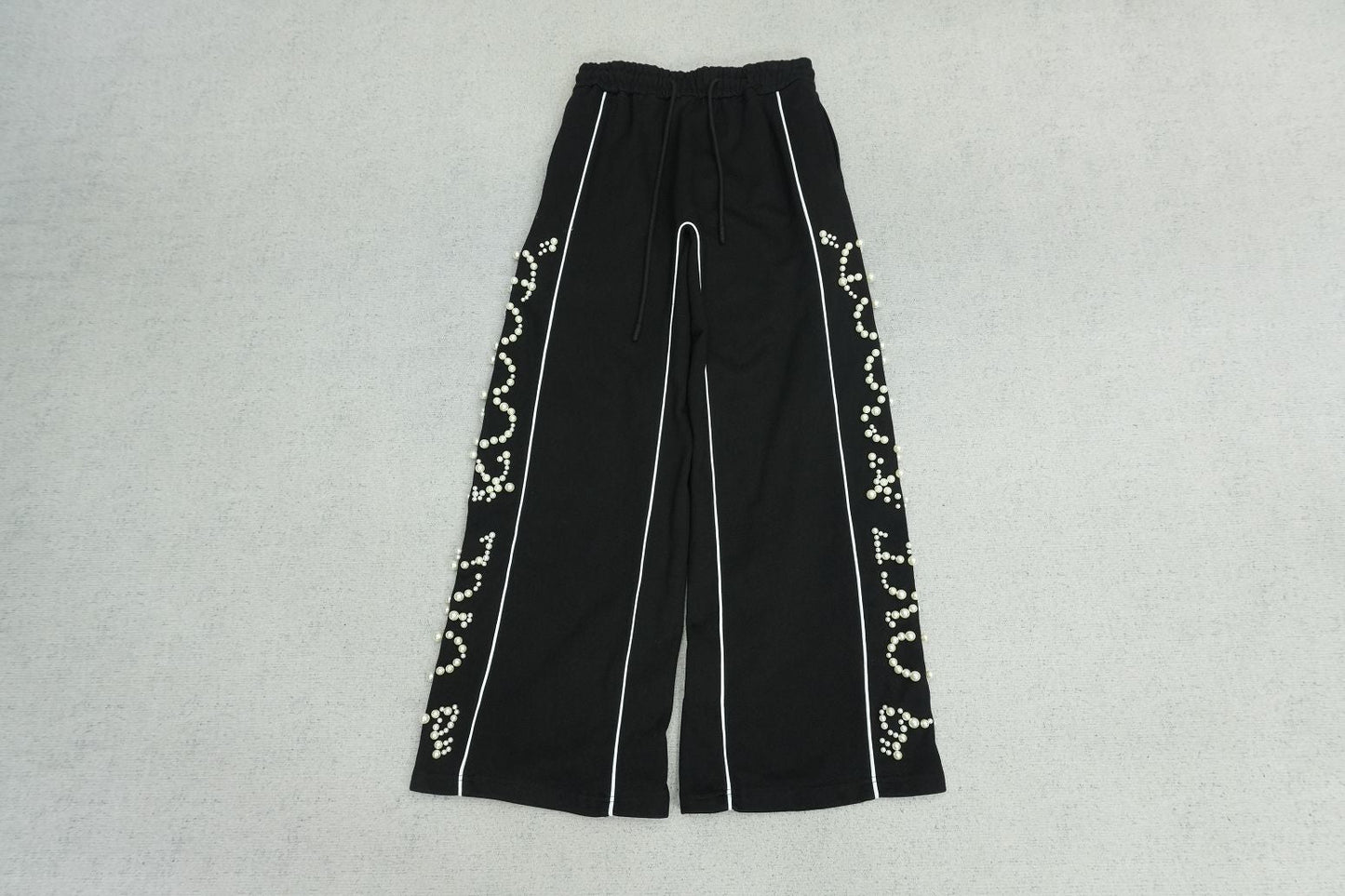 G - SWEATPANTS