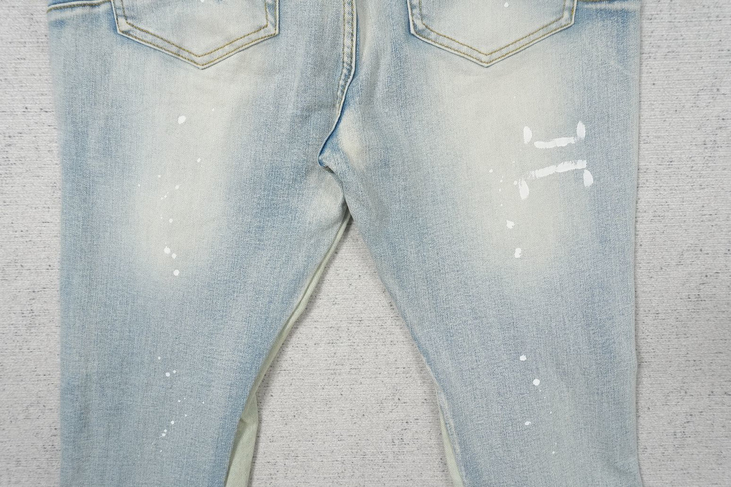 P - JEANS