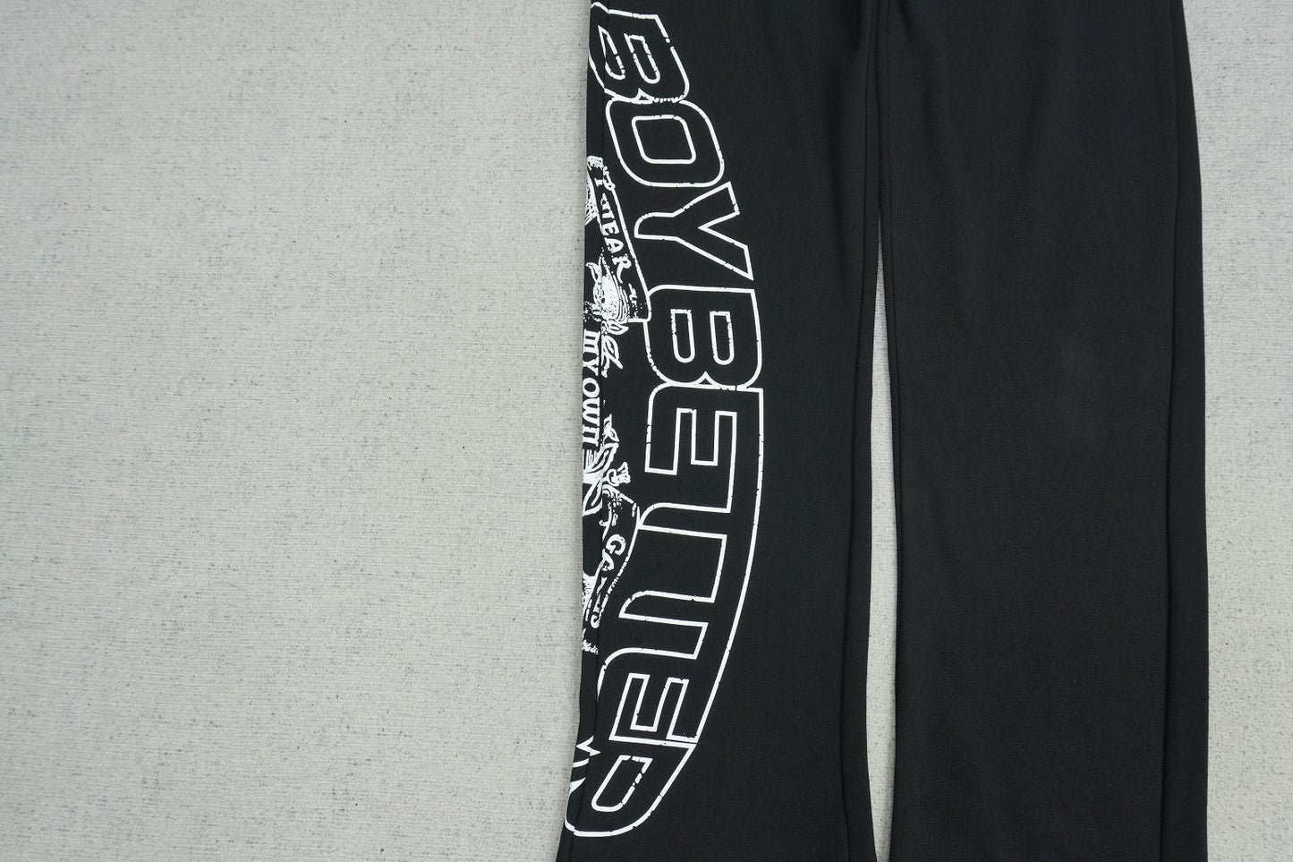 C - SWEATPANTS