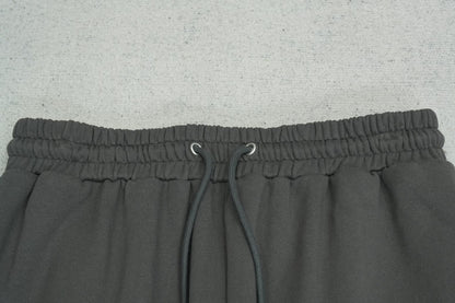 G - SWEATPANTS