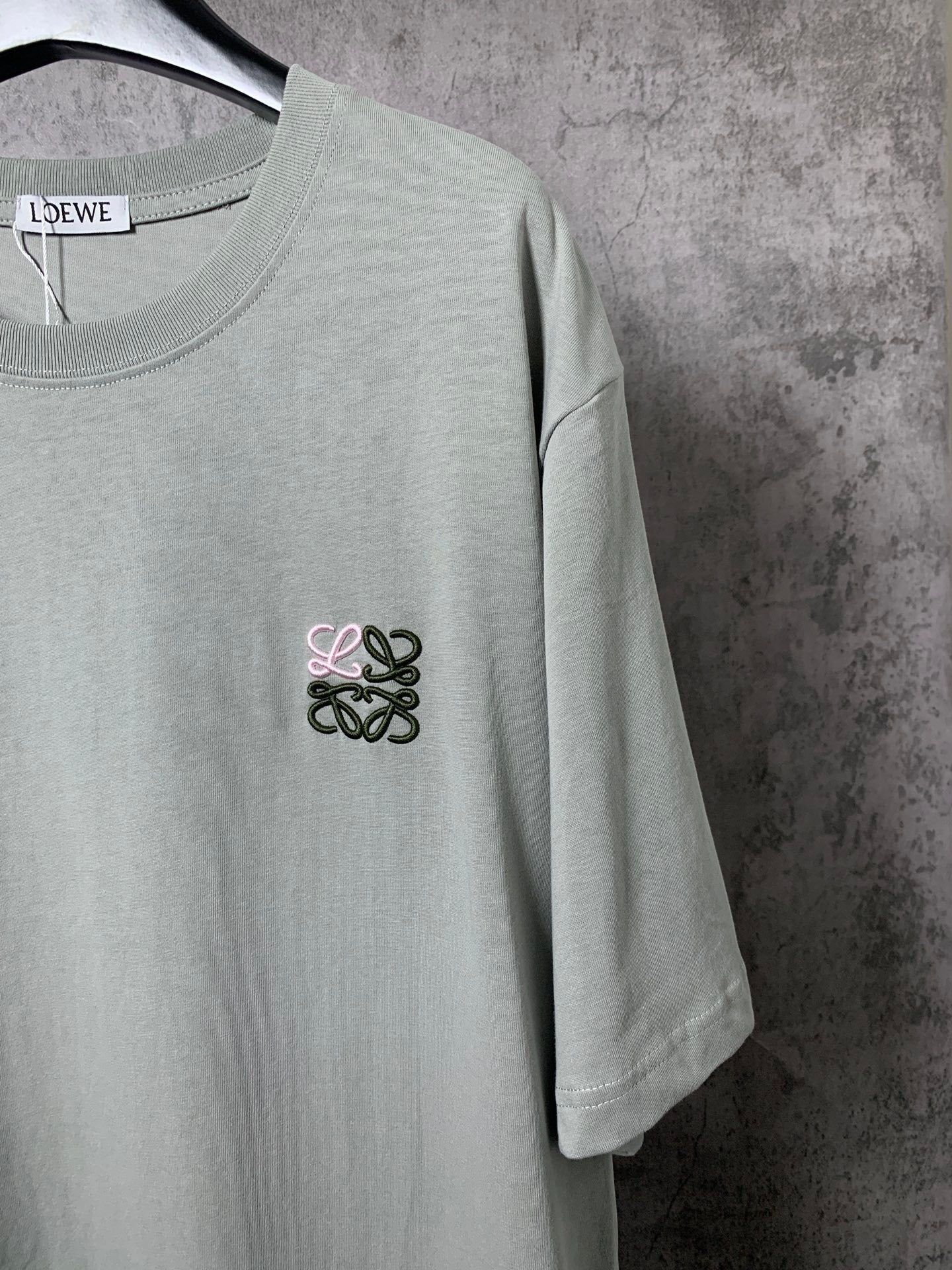 L - TSHIRT
