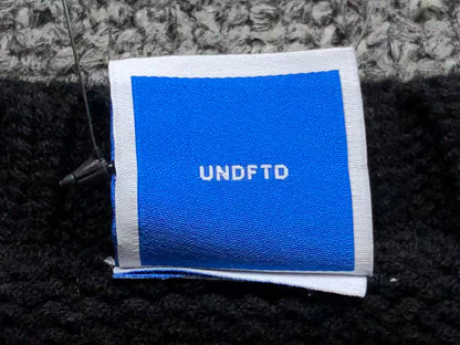 U - SWEATER