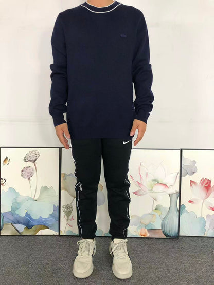 L - SWEATER