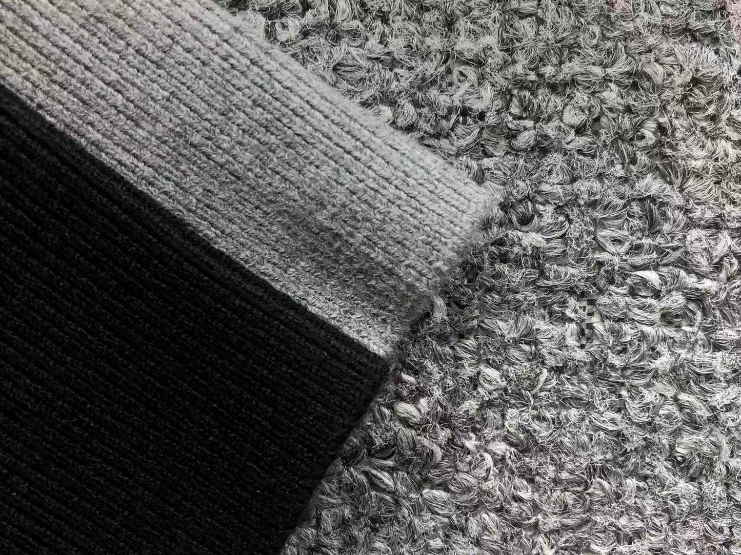 L - SWEATER