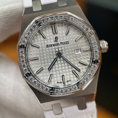 P - Watch