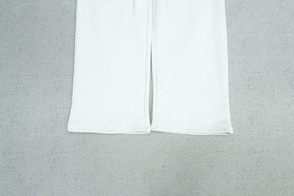 B - SWEATPANTS