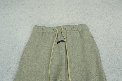 F - SWEATPANTS