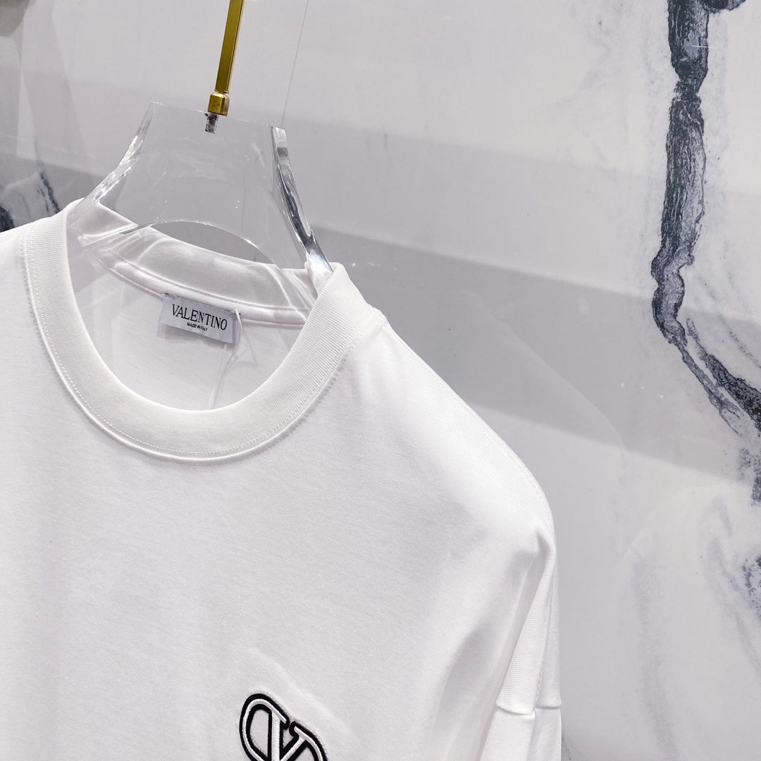 V - TSHIRT