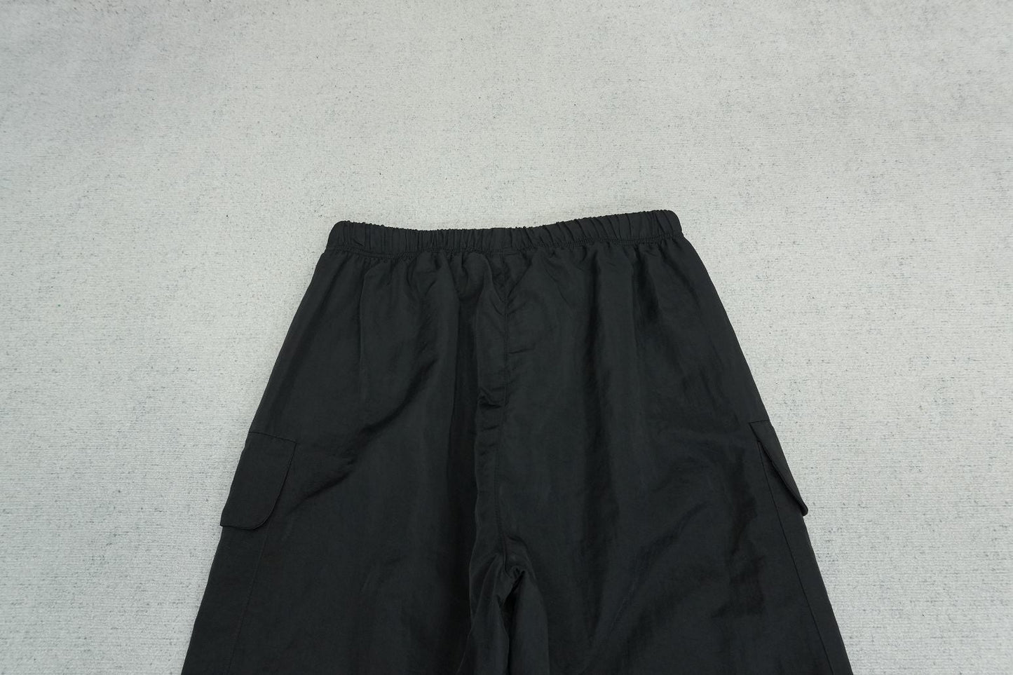 F - SWEATPANTS