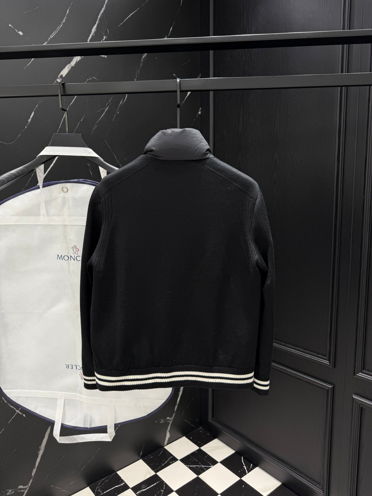 P - CARDIGAN