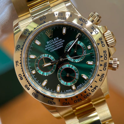 M - Watch