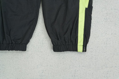 C - SWEATPANTS