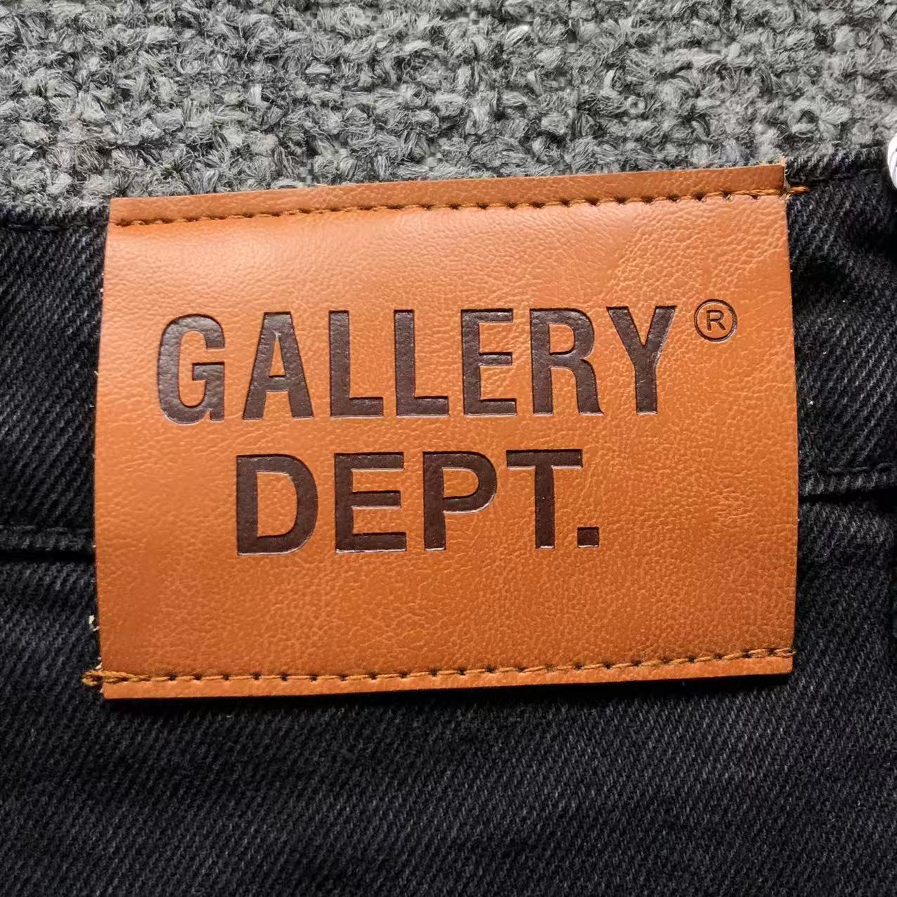 G - SHORTS