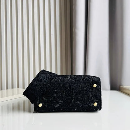 D - TASCHE