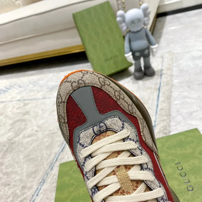 GG - SNEAKERS