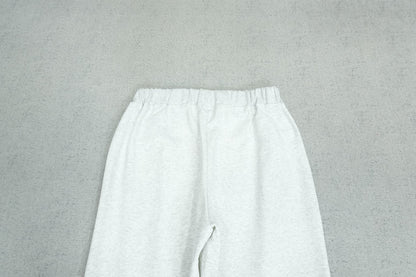S - SWEATPANTS