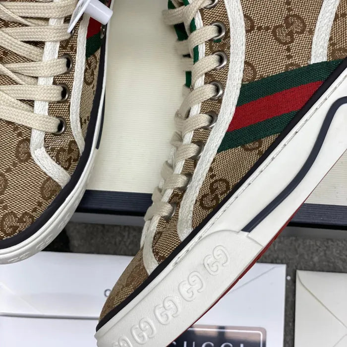 GG - SNEAKERS