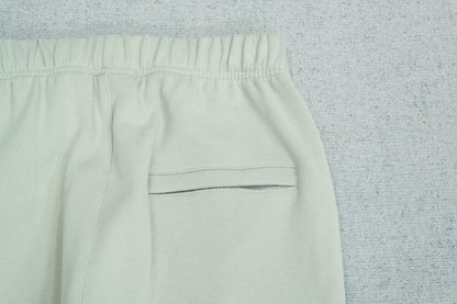 C - SWEATPANTS